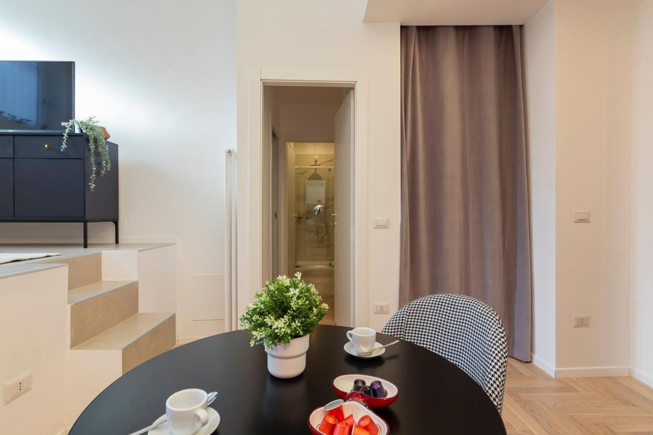 I Host Apartment - Val Strona Милан Экстерьер фото